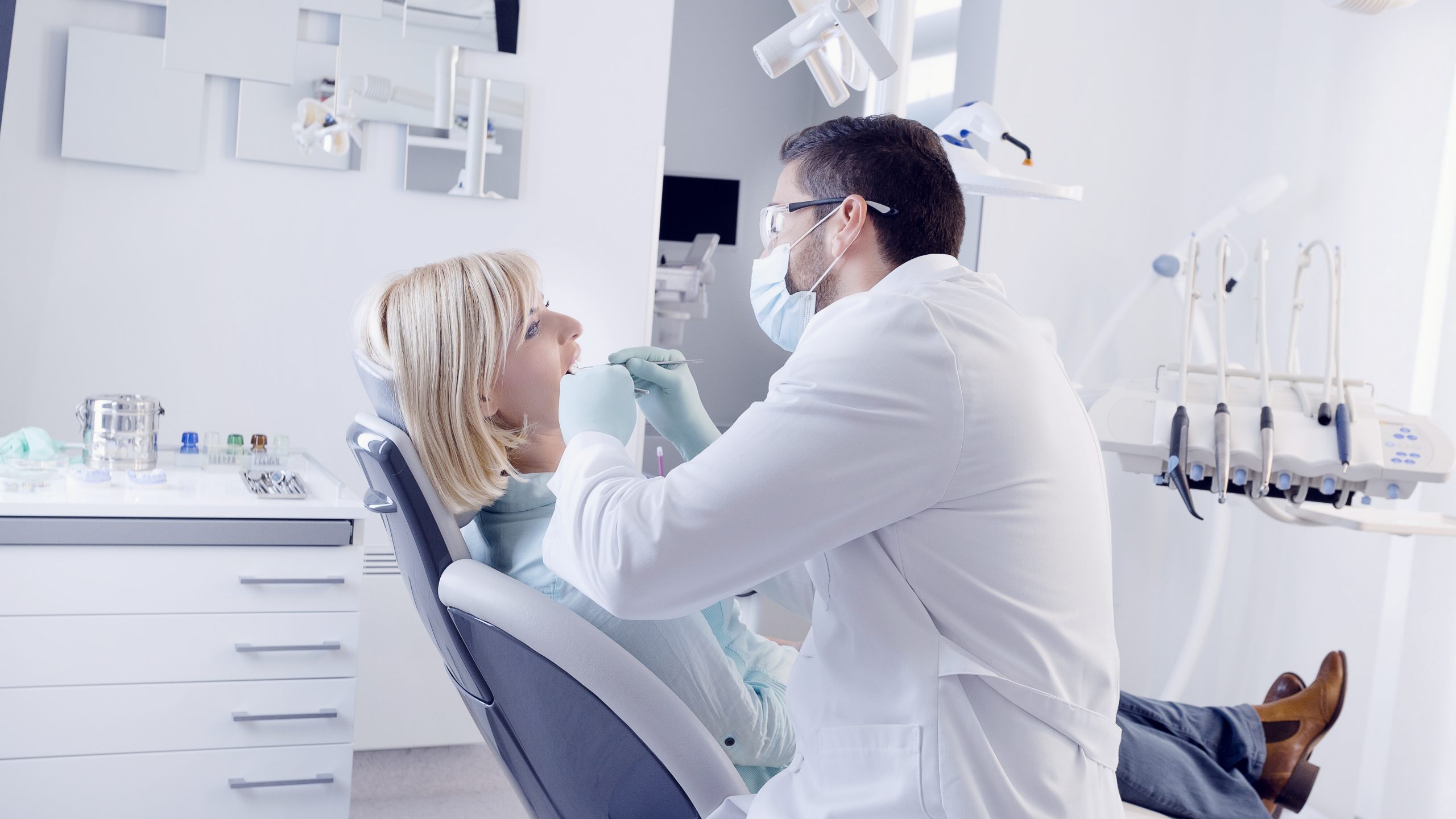 Dentist in Pounding Mill, VA